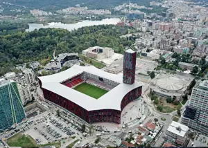 دهانها باز ماند: هتل استادیوم معرکه آلبانی