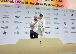 برق طلای جهانی جوجیتسو روی سینه امیرارسلان انوری