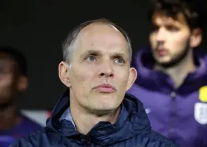 باید به آرنولد بگویم چرا دعوتش نکردم!