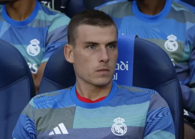 داستان غم‌انگیز قهرمان فراموش شده نیمکت رئال