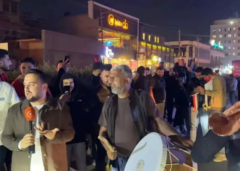 عراقیها از شادی به خیابانها ریختند (عکس)