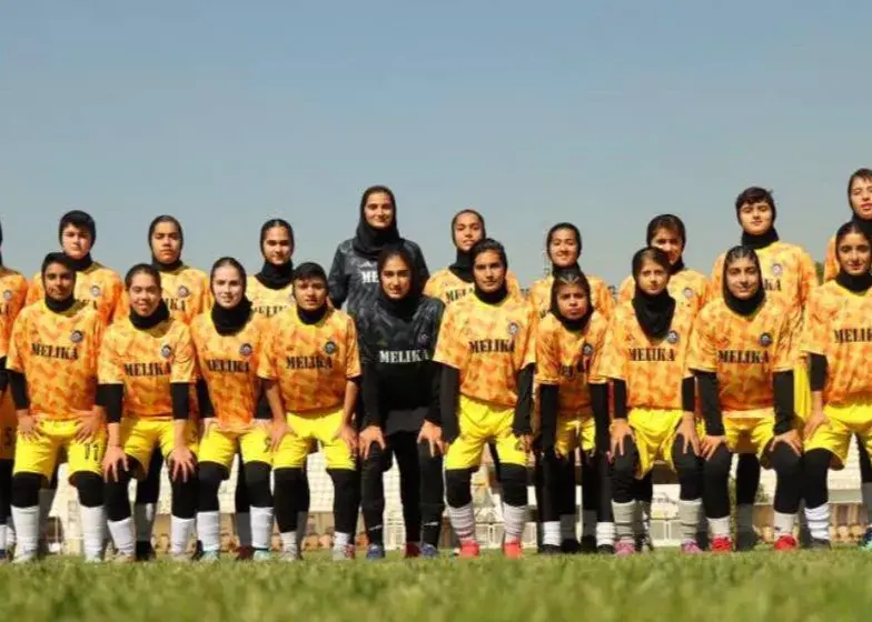 دختران شیرازی‌ با پیراهن تیم ملی در کافا 