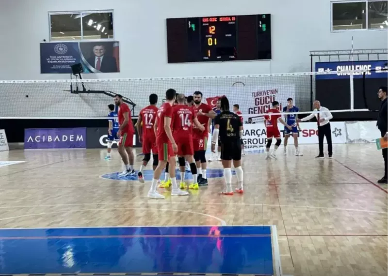 قرار نیست این دو لژیونر ایرانی رنگ برد را ببینند!