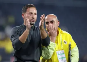 سرمربی فنرباغچه مثل کارتال: در باشگاه میخوابم