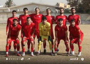 شکست ادموند بزیک در زمین خاکی (عکس)