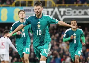 زخم قدیمی ایتالیا از اولین مانع پلی‌آف