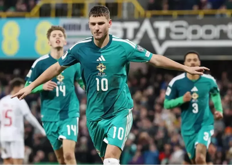 زخم قدیمی ایتالیا از اولین مانع پلیآف