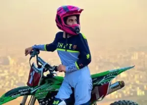 سانحه تلخ برای دختر موتورسوار در پیست آزادی