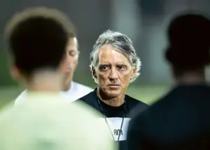 شروع عصر مانچینی: حریف تراکتور مقابل السیلیه!