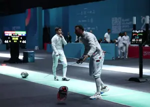 شکست شمشیربازی در یک بازی پرحرف و حدیث