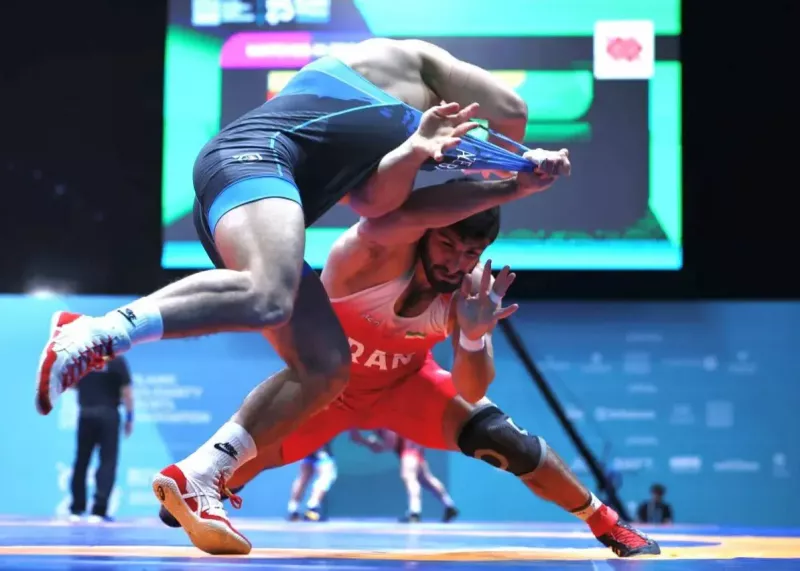 زنده از ریاض: شوک به کشتی آزاد ایران!