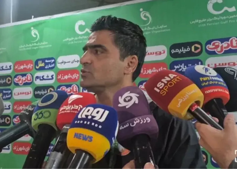 مربی پادیاب: چون آنها بزرگند حق ما خورده شد!