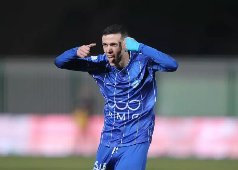 جنجالی‌ترین روز آسانی مقابل حریف خشن!