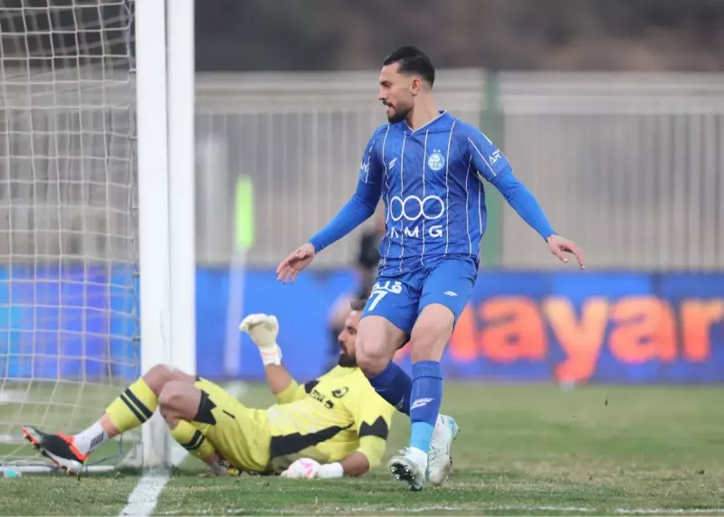 فت‌پای گلر پادیاب بعد از گل استقلال! (عکس)