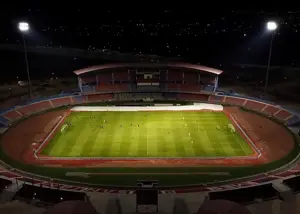 مسی‌ها با کری‌خوانی از قلعه خود رونمایی کردند