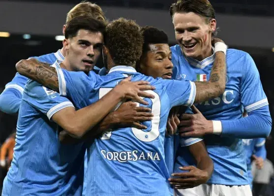 بازگشت به صدر: ناپولی با سه گل اوج گرفت