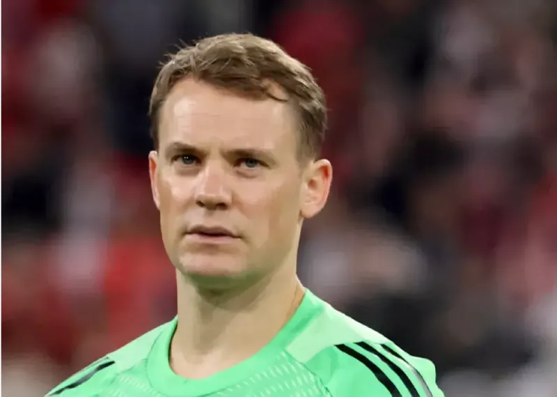 نویر سبیلو شد: باید زمان بگذرد که عادت کنیم!