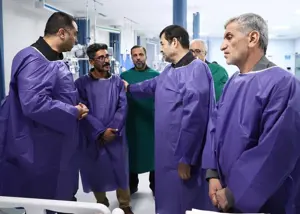 وزیر ورزش به عیادت دختر موتورسوار رفت