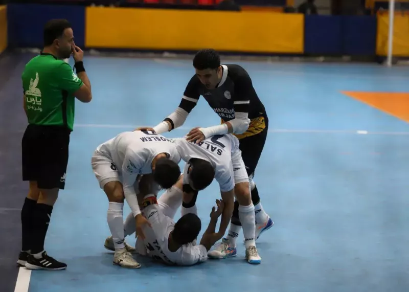 کهکشانیهای فوتسال و یک فن کشنده: کرنر!