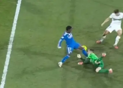 گل جنجالی: فرار رئال از شکست با داور! (عکس)