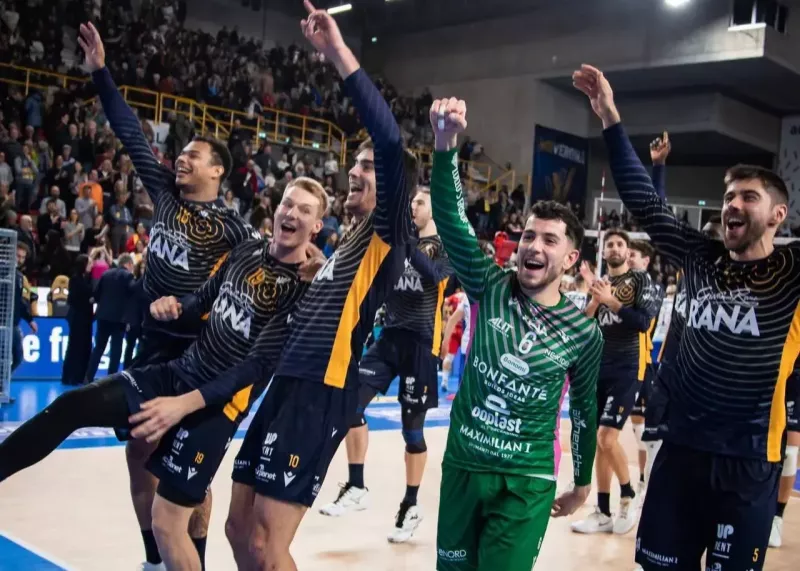 صدرنشین مهم‌ترین لیگ والیبال دنیا تغییر کرد 