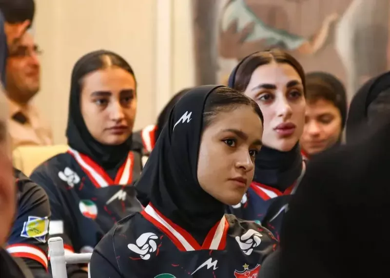 دختران پرسپولیسی به انجمن اهدای عضو پیوستند (عکس)