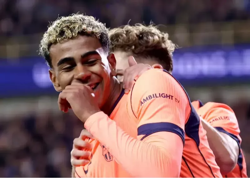 بارسلونا برای فرار از پلیآف همقسم شد