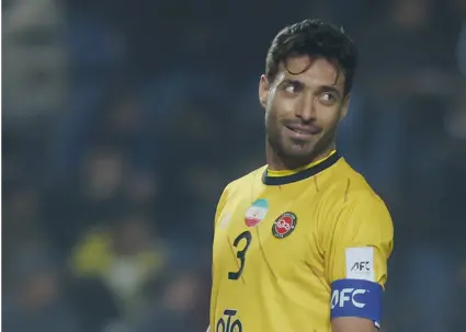 شجاع بالاتر از همه مدافعان آسیا