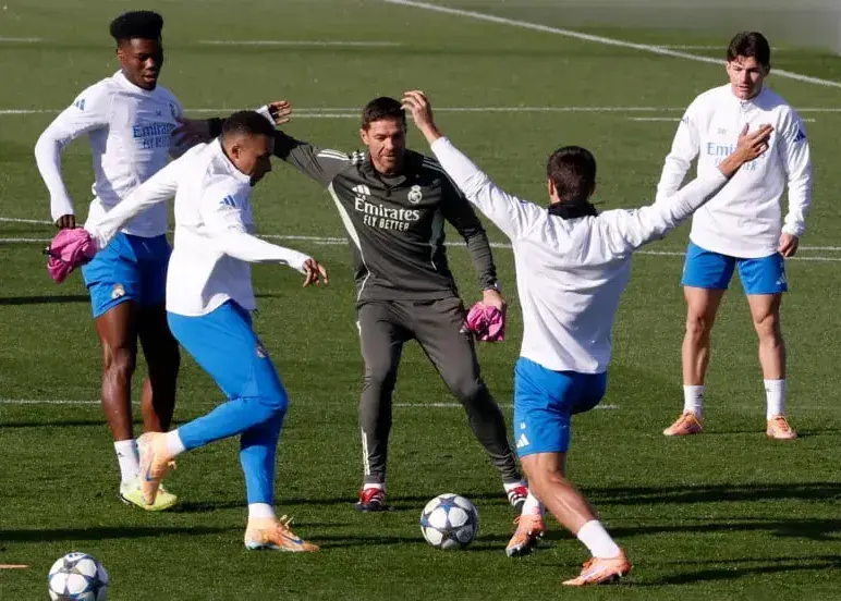 حرف آخر رئال به ستاره‌ها: رییس ژابی است!