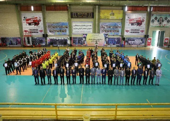 فوتبال پایه نه، این‌بار در تورنمنت وکلا چاقوکشی شد!