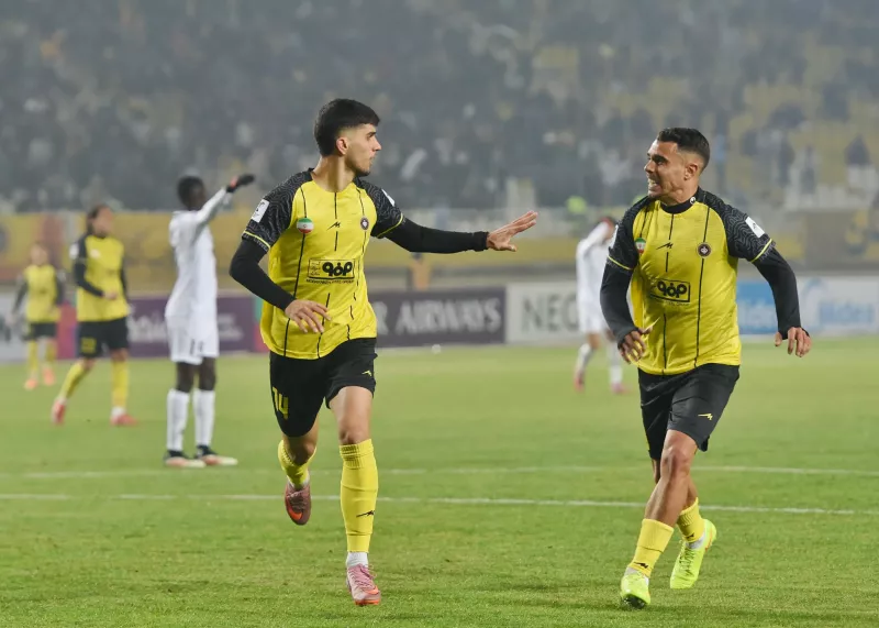 گل آریا یوسفی تقدیم به آریا! (عکس)