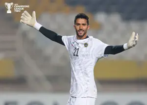 سیدحسین روی دور کلین‌شیت افتاد