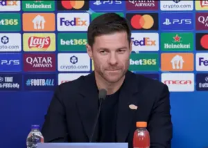 ژابی و  تنش در رختکن: امروز صبح با پرز صحبت کردم