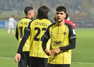 آریا بهترین بازیکن سپاهان-الحسین