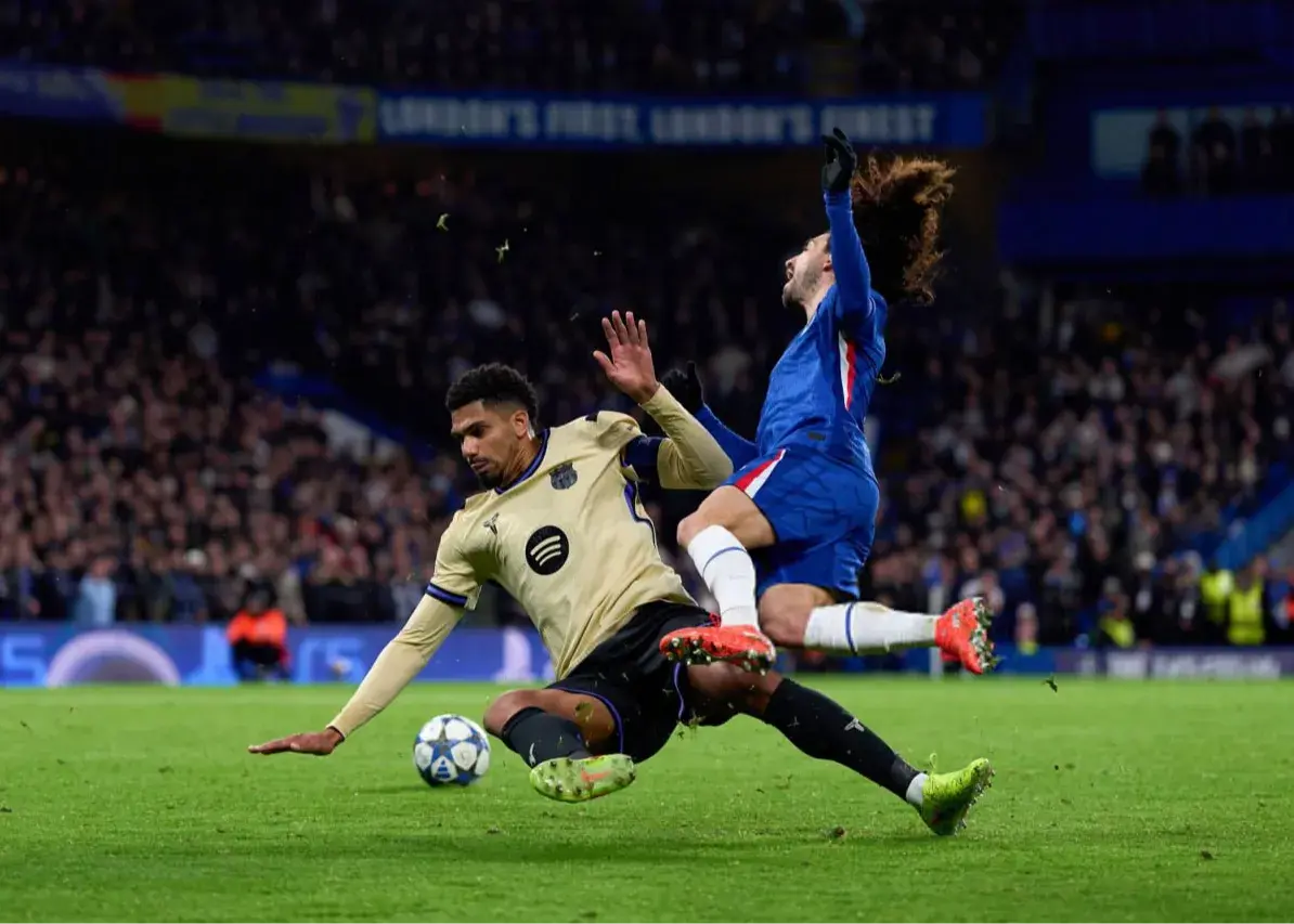 تکل بی‌محابا و بی‌دلیل کاپیتان/ اخراج آرائوخو: نماد کابوس بارسا در لندن