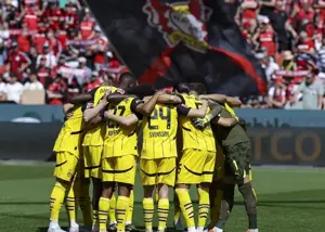 بردهای دورتموند مشکلات را پنهان میکنند!