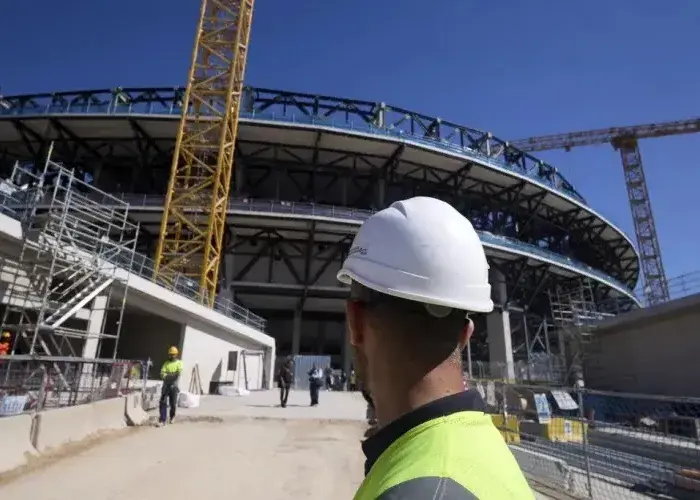 جنجال در نوکمپ: ۷۹ کارگر ترک بدون مجوز