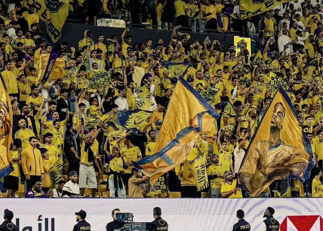 گاف النصری‌ها: استقلال ایران به جای تاجیکستان! (عکس)