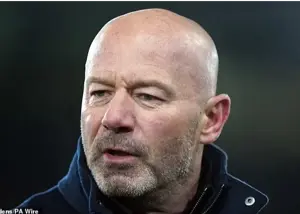 بارسا چهار مانکن دارد، این دیوانگی است!