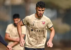 علیپور برای ششمین گل چمدان بست