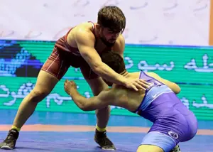 خیبر خرم آباد صدرنشین لیگ برتر کشتی شد