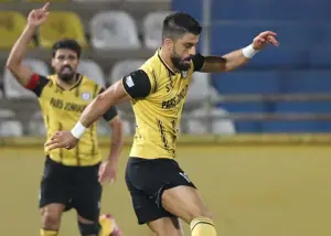 شوک به رجب زاده با غیبت آقای گل لیگ!