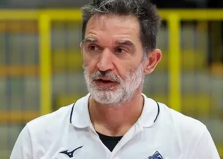 بعد از ٧ سال سرمربی محبوب‌ خود را برکنار کردند!