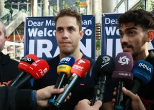 قهرمان موتورسواری دنیا وارد تهران شد