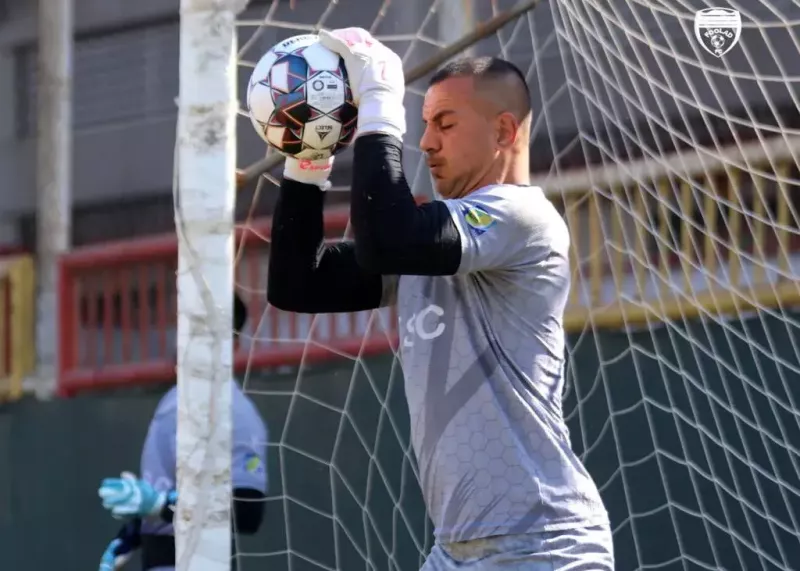 جشن تولد حامد لک قبل از جدال با استقلال