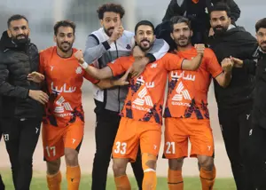 چهره درد کشیده آقای گل فوتبال ایران!