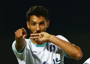 پرواز بلند اکوان برای یک گل زیبا در آبادان