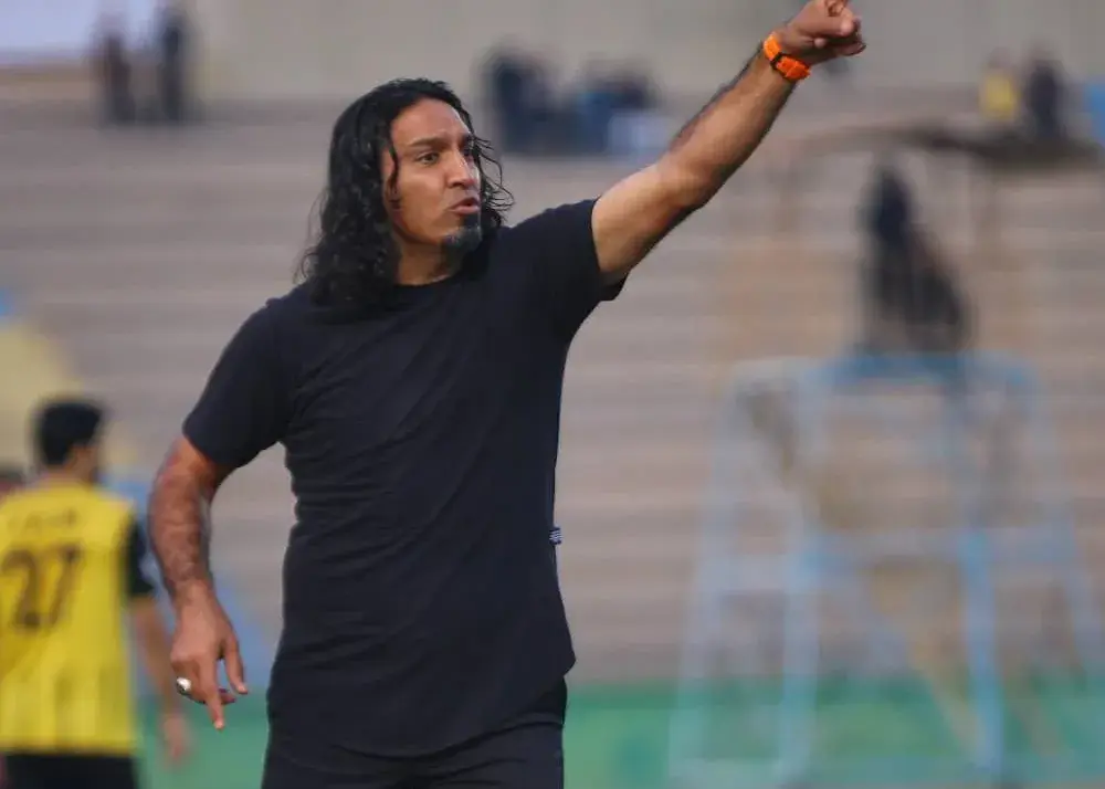 لیگ یک: حرکت چراغ خاموش کرمانی‌ها به بالای جدول