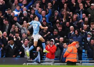 فودن ناگهان بیدار شد: جادوگر اتحاد