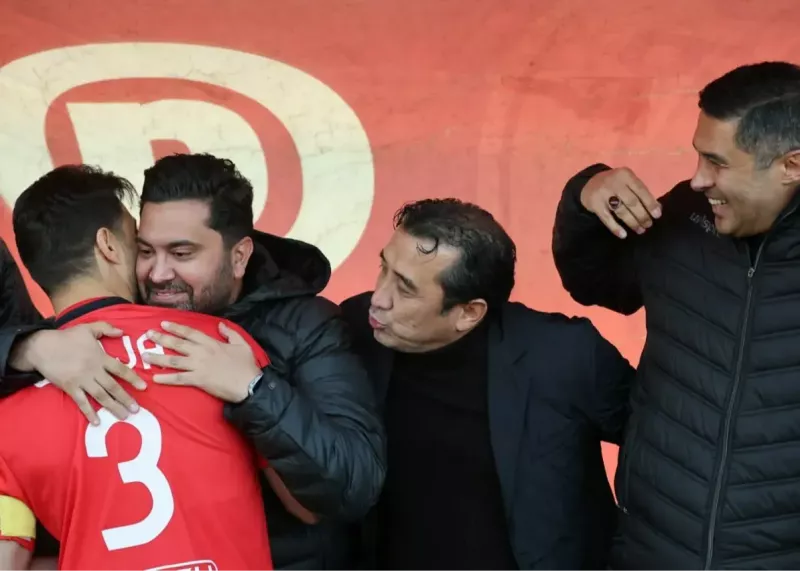 خداداد: ولم کنید! پنجاه سال از 8 آذر گذشت